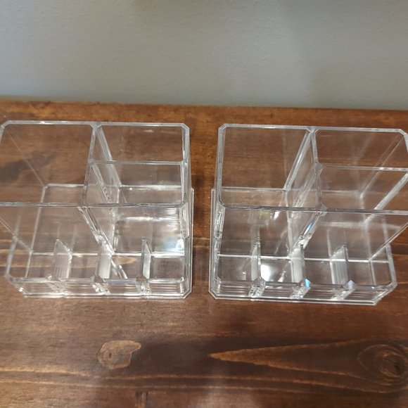 Acrylic Makeup Holders - Picture 3 of 6